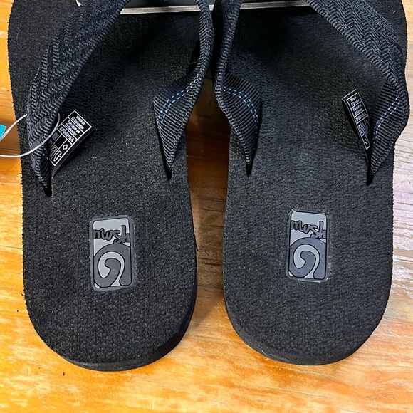 NWT Teva Women’s Mush II Flip-Flop - Picture 8 of 12